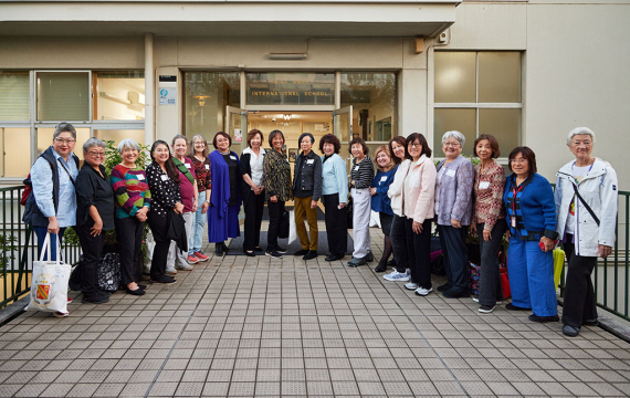 Classes of ’72, ’74, and ’86 Reunite at Saint Maur and Beyond to Celebrate Lifelong Friendships